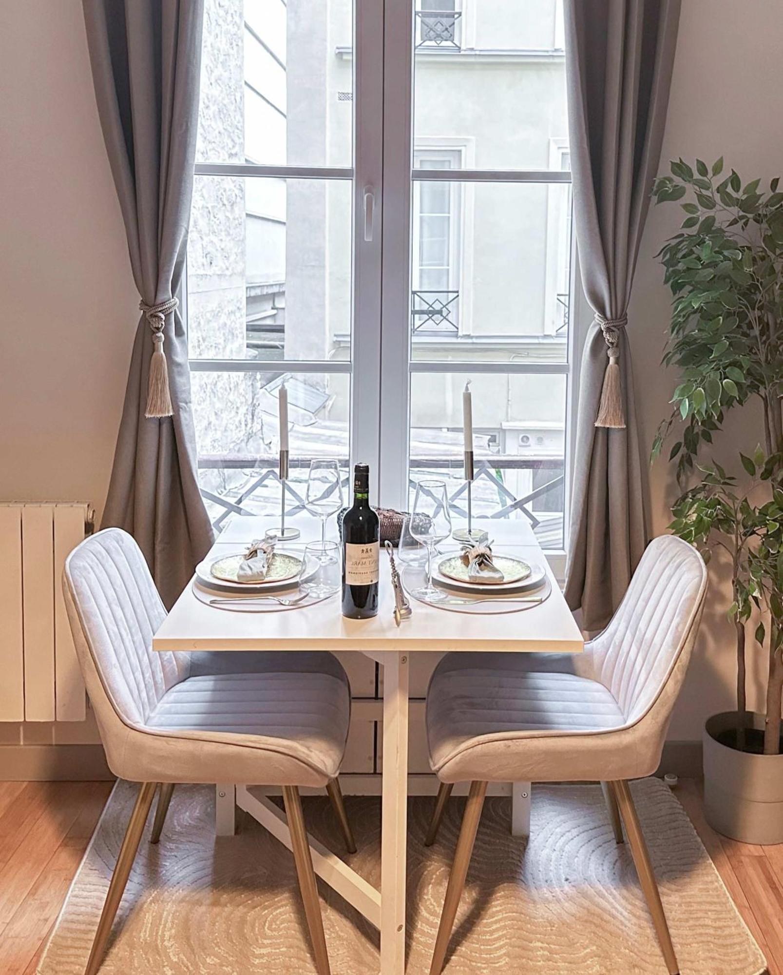 Apartmán Renovated Champs-Elysees Retreat Paříž Exteriér fotografie
